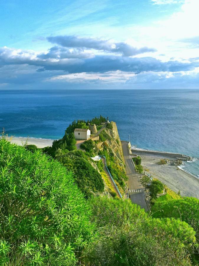 Casa Vacanze Umberto I بوفا مارينا المظهر الخارجي الصورة